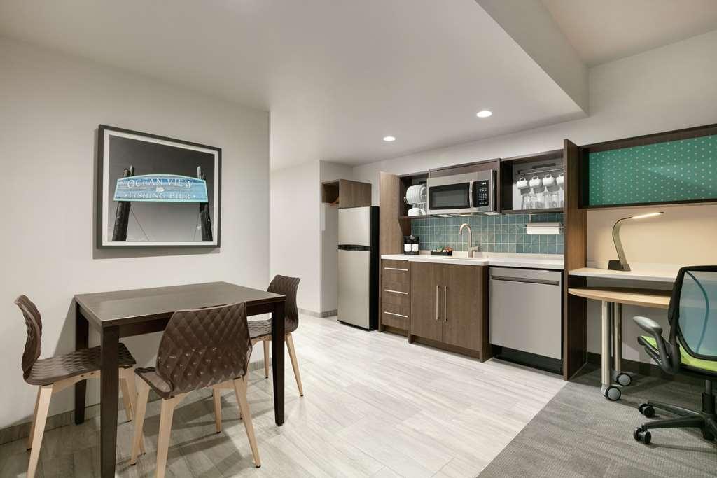 Home2 Suites By Hilton Norfolk Airport Номер фото