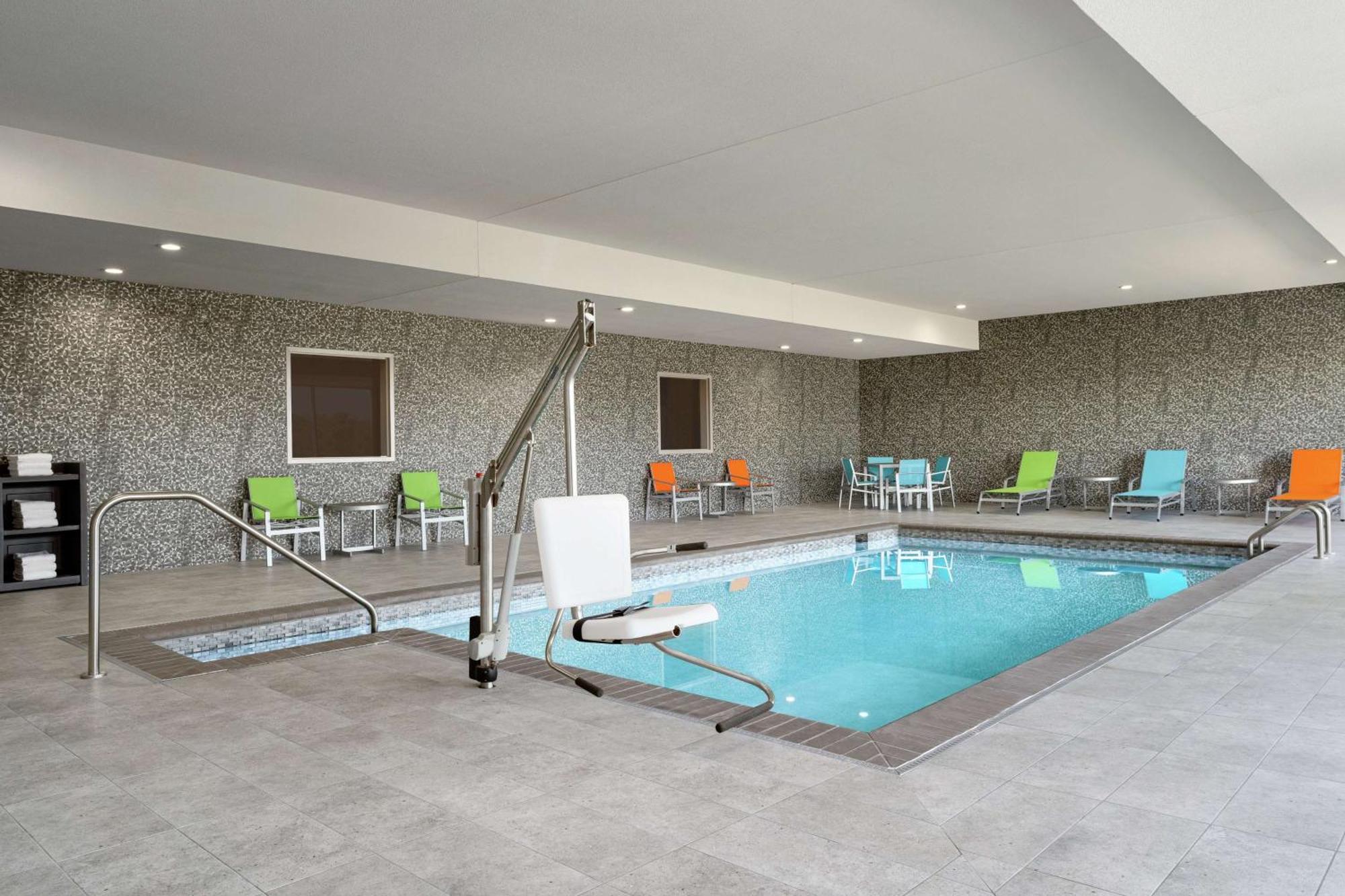 Home2 Suites By Hilton Norfolk Airport Экстерьер фото